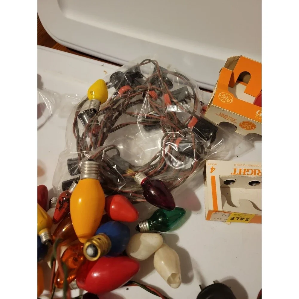 Lot 4 Vintage Christmas Tree Lights 15 Socket Bulb String Strand Red Green Wire